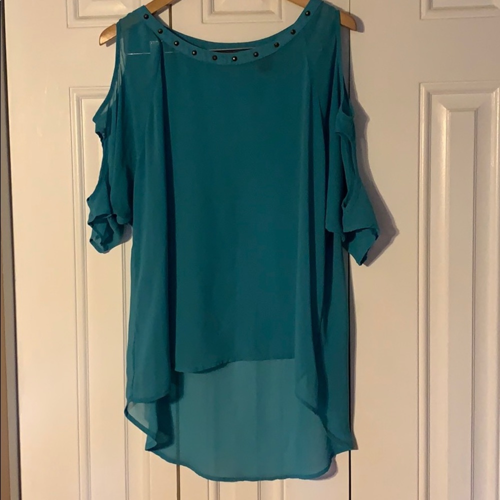 BKE teal cold shoulder chiffon top size large